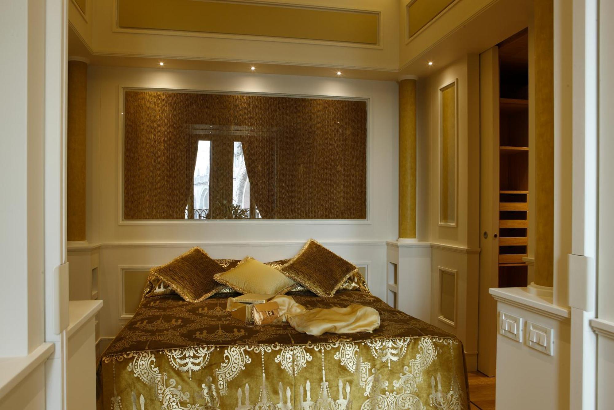 Canaletto Luxury Suites - San Marco Luxury Venedig Eksteriør billede